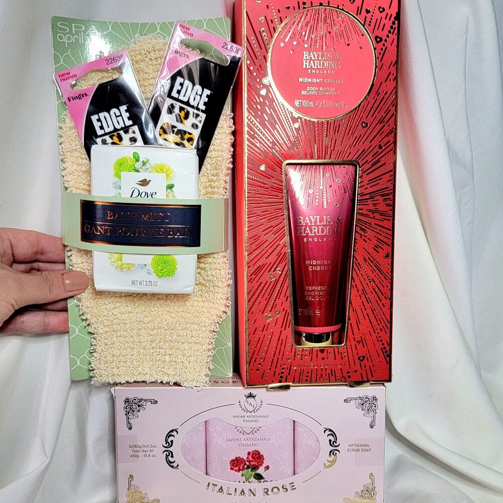 Luxury Midnight Cherry & Italian Rose Spa Gift Set